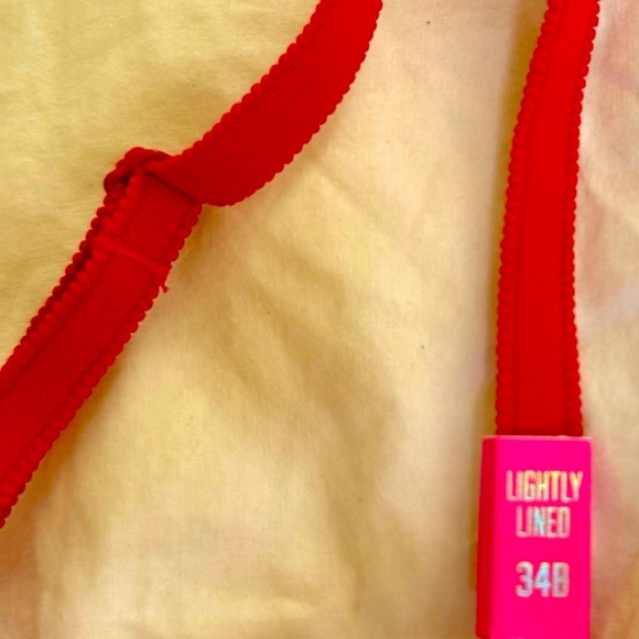 PINK Victoria's Secret Red Contour Bra-NWT - Picture 5 of 5